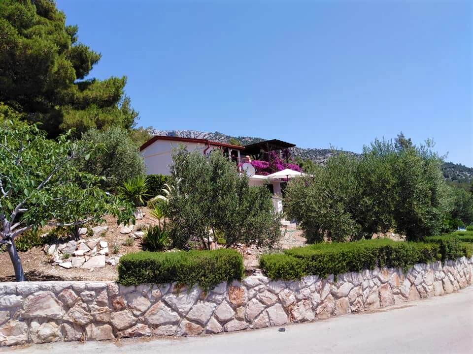 Apartment Ruža - Zavala, Hvar - Croatia